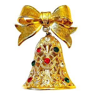 AVANTE Vintage Holiday Christmas Tree Brooch Pin Rhinestones Gold Tone EUC
